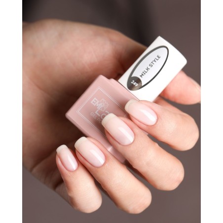 E.MiLac Milk Style #249 | Vernis Gel Lait Haute Couture